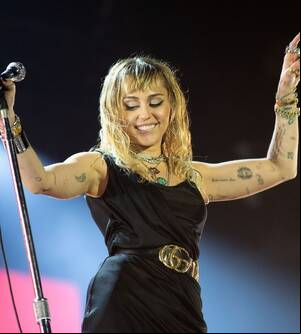 Disney Hannah Montana Porn - Why Miley Cyrus Didn't Want to Do Hannah Montana After Having Sex