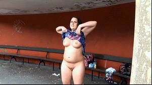 chubby naked flash - 